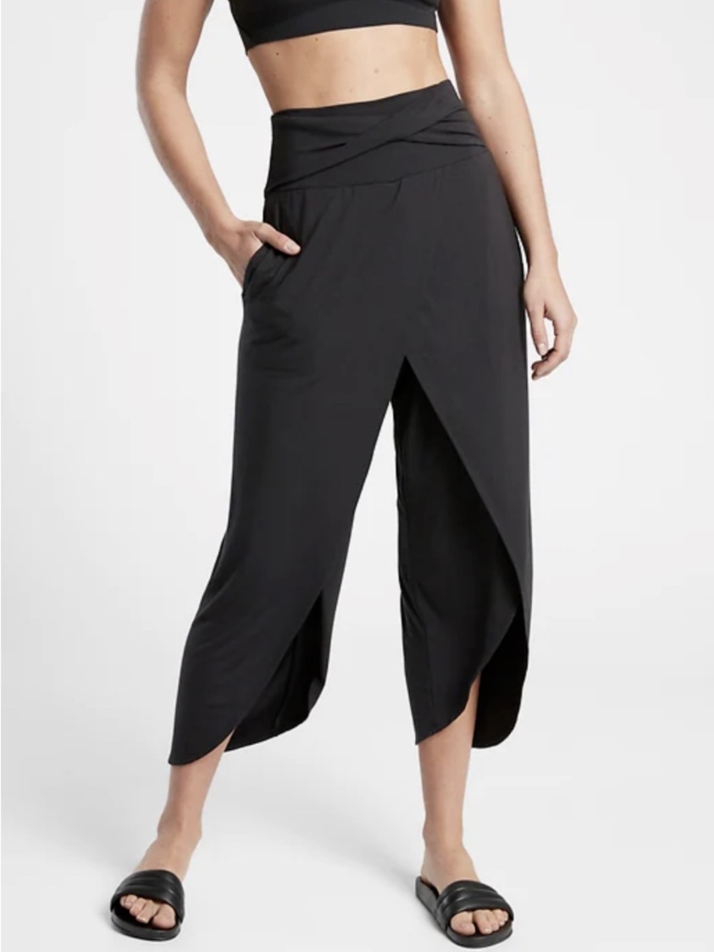 Athleta Women’s M Yoga PantsBlack Tulip Wrap Lounge Pants